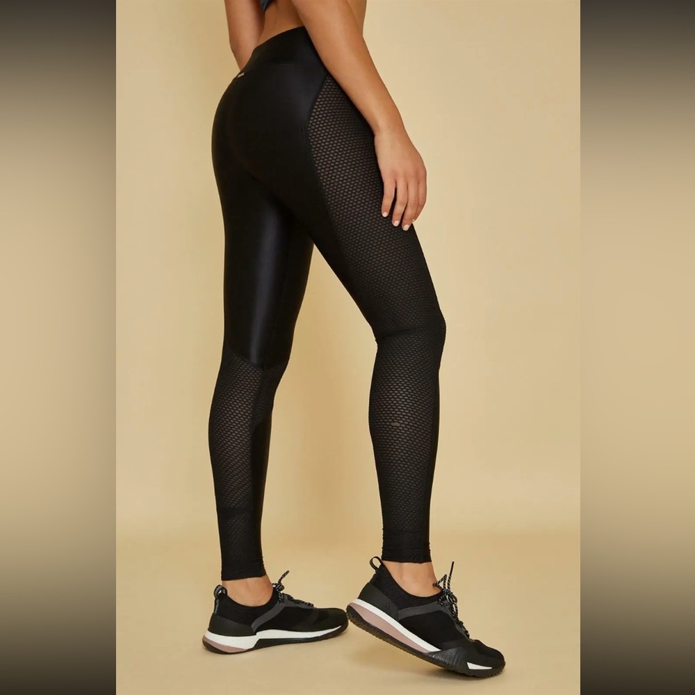 Koral Black Harlow High Rise Energy Legging Size XS